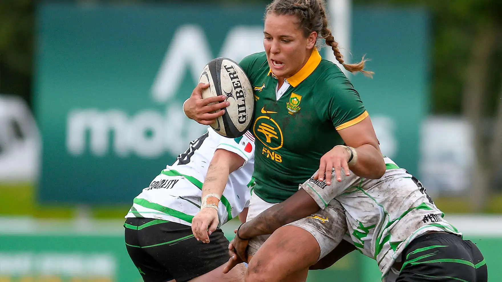 Springbok women running the ball in offense