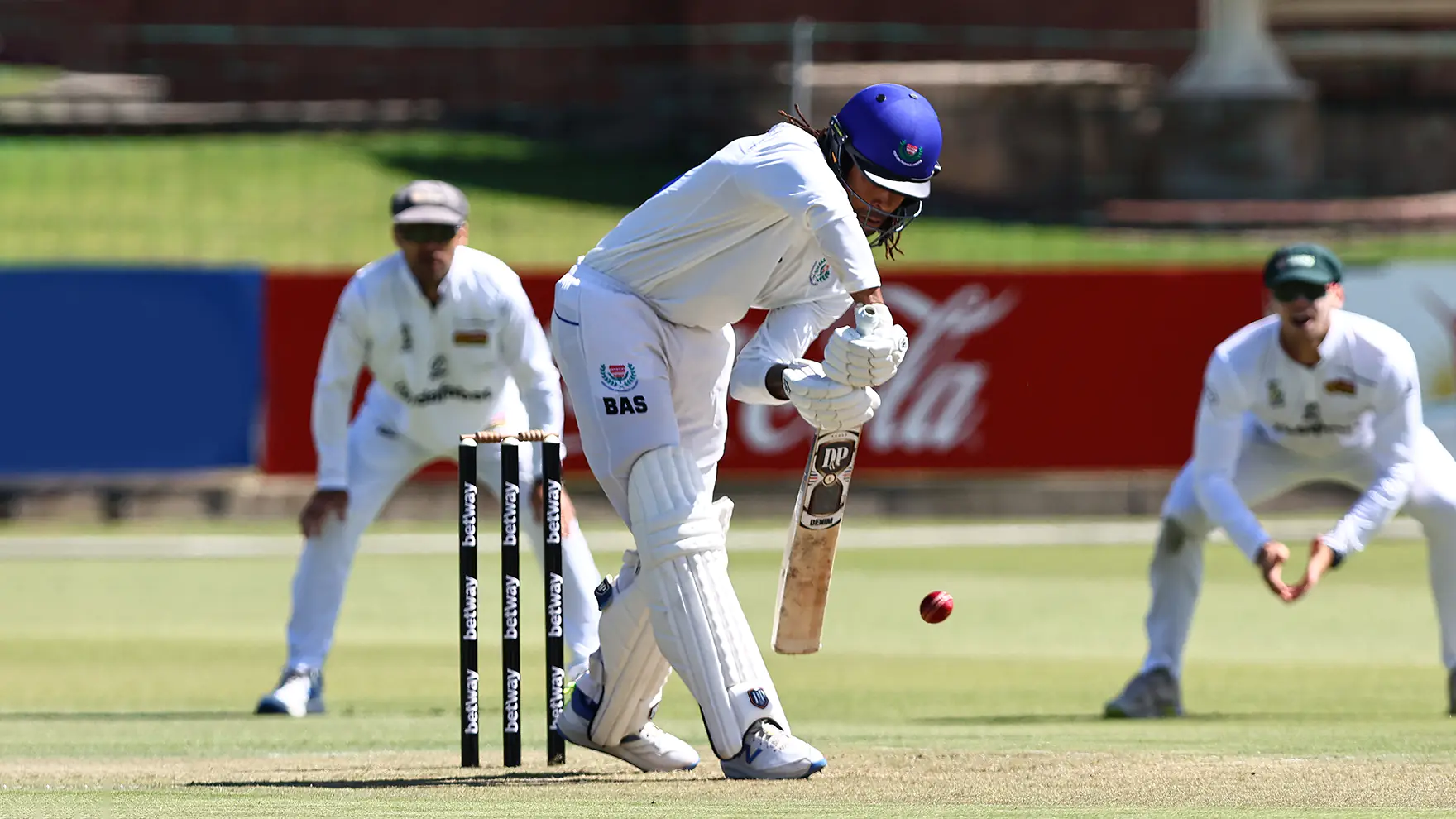 Tony De Zorzi playing a shot